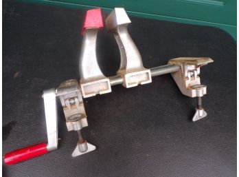 Zyliss Side Clamp On Bench Vise