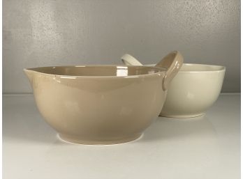 A Great Pair Of Ceramic Nesting Mixing Bowls By 222 Fifth