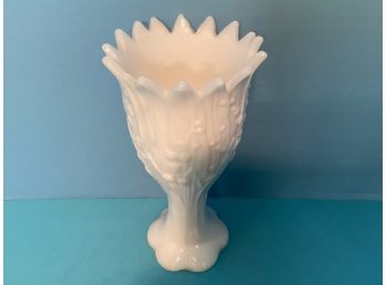 Vintage Westmoreland White Milk Glass Lily Of The Valley Vase