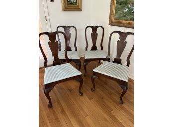 Set Of 4 Vintage Queen Anne Shield Back Dining Chairs