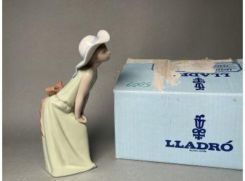 Lladro Porcelain Figurine, Curious, #5009, Original Box