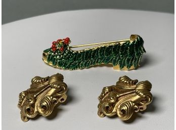 Metropolitan Museum Of Art Pin And Clip On Earrings