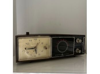 A Vintage General Electric Clock Radio