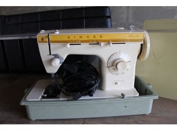 Singer Fashion Mate 360 Sewing Machine With Foot Pedal In Original Case
