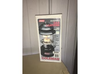 NEW Coleman Gas Lantern Two Mantle