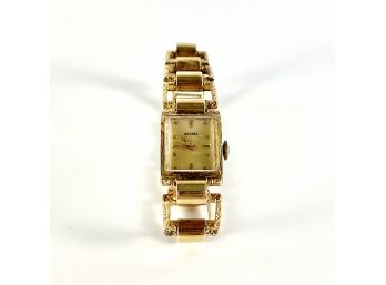 A Novara 14k Yellow Gold Quartz Vintage Watch -