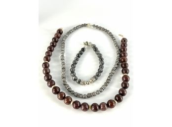 2 Necklaces And A Bracelet - Red Jasper, Smokey Quartz And Labradorite