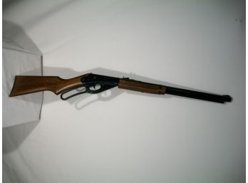 Vintage 'Daisy' Red Ryder BB Gun In Great Condition