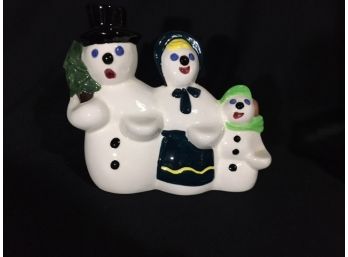 Kitschy Vintage Ceramic Carolling Snowmen Figurine