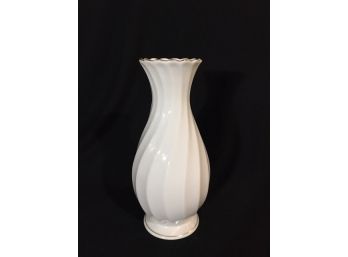 Vintage Gold-trimmed Vase By Syracuse China