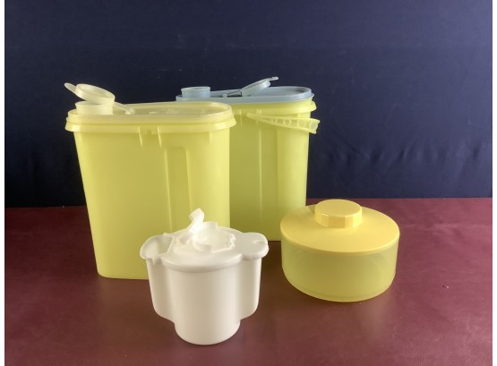 Lot Of 4 Vintage Tupperware Containers