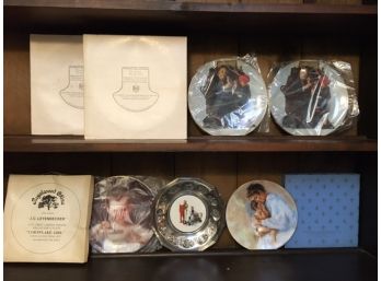 Grouping Of 5 Vintage Collectable Plates