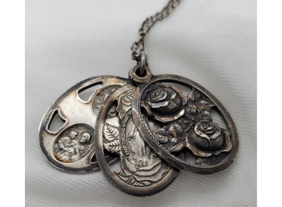 Wonderful 22' Vintage Sterling Silver Necklace W/ Roses & Virgin Mary 3 Way 1830 Medallion - 15.14 Grams