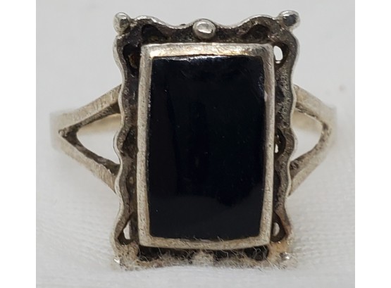 Vintage Sterling Silver Size 8 Victorian Style Ring With Black Tourmaline - 3.28 Grams