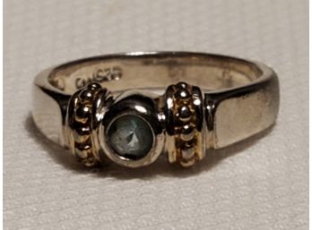 Vintage Sterling Silver Size 7 Lovely Ring With Beautiful Stone ~ 3.15 Grams