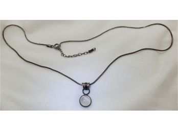 18' Sterling Silver 18' Italian Necklace With A Lovely White Cat's Eye Stone - 5.51 Grams