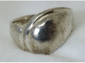 Vintage Sterling Silver Size 8 Ring - 2.96 Grams