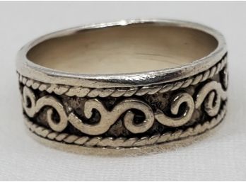 Beautiful Vintage Sterling Silver Size 9 Southwest Style Ring - 4.97 Grams