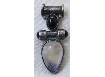 Vintage Sterling Silver Pendant With A Wonderful Black Onyx & Quartz Stone ~ 1 1/4' ~ 5.19 Grams