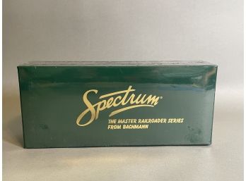 New In Box Bachmann Spectrum On 30 Stock Car Train, #27599