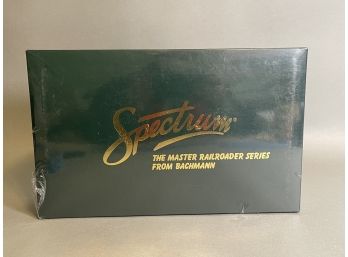 New In Box Bachmann Spectrum On 30 Freight Car Trains, #27999