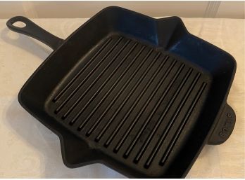 A STAUB Cast Iron Square Grill Pan Size 26 Made In France