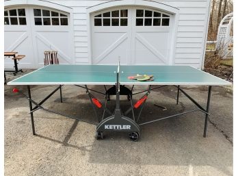 Kettler Germany Ping Pong Table & Paddles