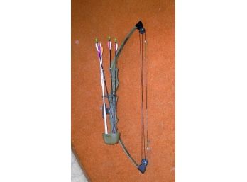 Fred Bear Black Mag Compound Bow & Arrows