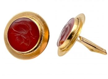 Pair Of Vintage 14k Gold And Carved Carnelian Cabochon, Large Neo Classical Cufflinks W/ Roman Soldiers.