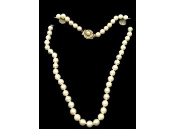 Vintage 14k Gold Claps , 15' Long Pearls Necklace.  (PN4)