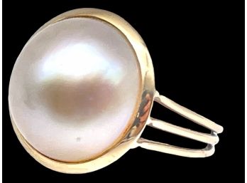 14k Gold And A Large Half Pearl , Size 7 Ring.   ( Ring D)