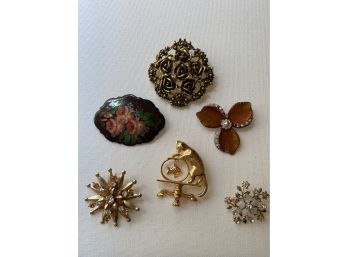 Vintage Broaches With Cat And Hanging Fish