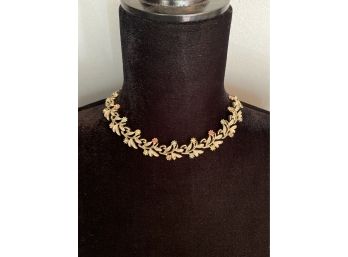 Costume Floral Choker Necklace