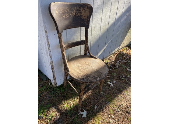 Early Round Bottom Chippy Wood Single Chair