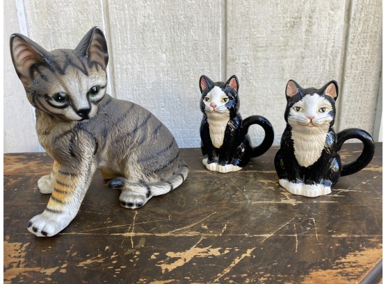 Vintage Cat Salt And Pepper Shakers And Cute Cat Statue