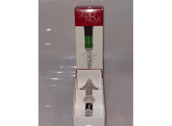 Mikasa Studio Nova Christmas Tree Bottle Stopper