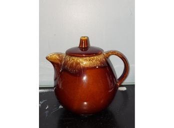 Hull Pottery Brown Drip 6 1/2' - 5 Cup Teapot W/lid