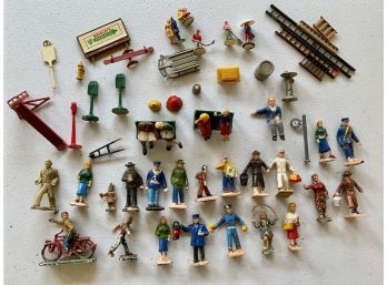 Plasticville Figures And Other Railroad Scenery Smalls