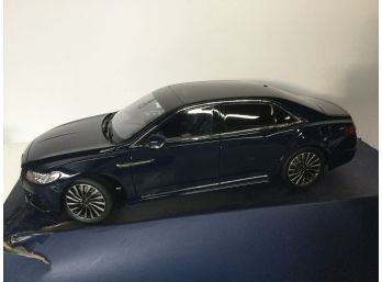 Lincoln Continental. 1:18 White Glove Included