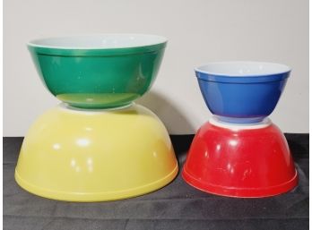 Great Set Of Four Vintage Pyrex Primary Colors Mixing Bowls - Yellow, Green, Red & Blue