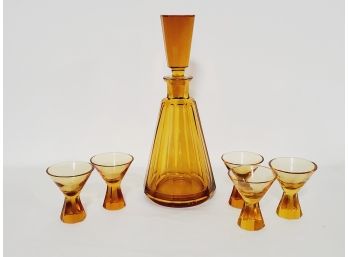 Fabulous Vintage Mid Century Modern Amber Glass Decanter & Five Glasses