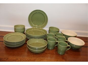 Green Pottery Barn Dinner Service - 26 Pieces