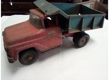 Tonka Toys Mound, Minn 1950s Pressed Steel Dump Truck Toy Red & Green Tonka Toys Metalcraft  D2