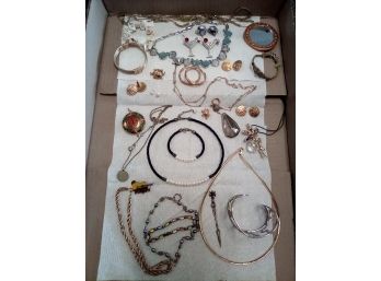 Lovely Jewelry Lot Includes Monet & J Crew, Compliment Any Wardrobe With Mixed Styles And Fun Bob Dylan Pin E3