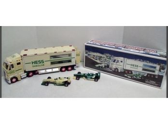 HESS 2003 Toy Truck (Lights Up) & 2 Racing Cars Inside - Amerada Hess Corporation, Battery Operated & Box   D1