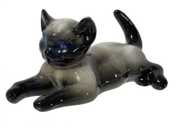 Rosenthal Porcelain Figure Of A Siamese Cat Lying Down In Black And White Coloration- Designed By F. Hendreich