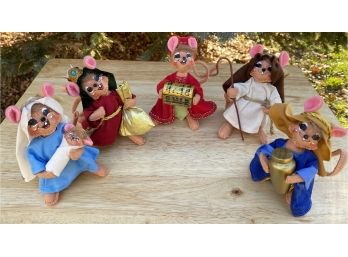 Vintage Annalee 5 Manger Creche Dolls Figures 3 Kings, 1 Shephard, Mary With Infant Lot #4