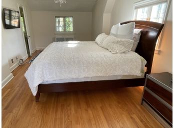King Size Wingback Bed  ( Mattress And Box Springs Included )