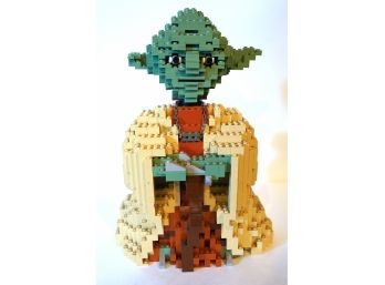 83. Lego Star Wars Yoda & Dealers Lot Of Misc. Loose Lego