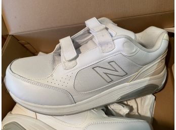 New Balance  928 White Sneaker  Size 11 Wide